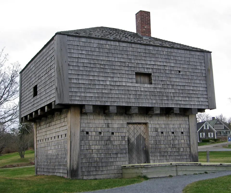 The St. Andrews Blockhouse on the shore