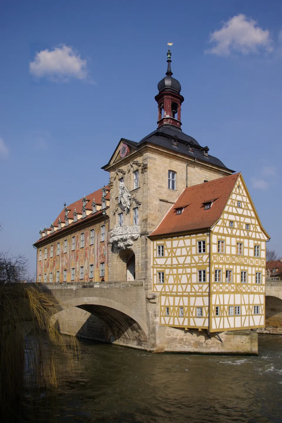 The Old Town Hall standing in the Regnitz between its two bridges