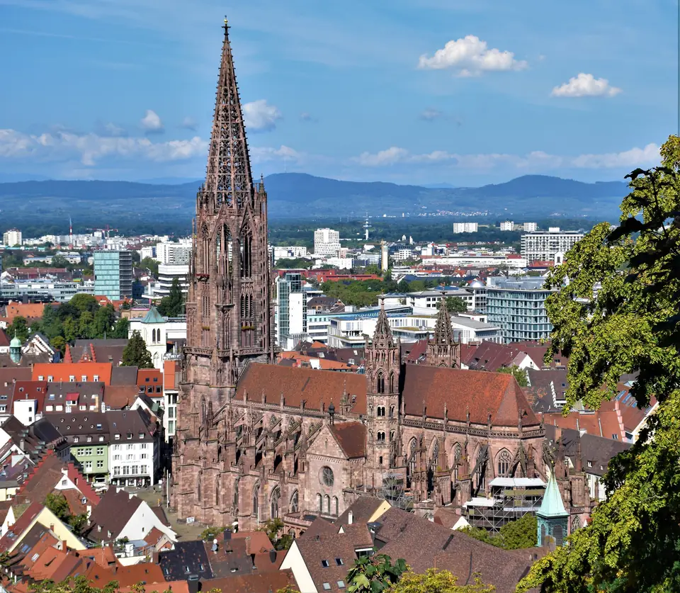 The view from the Schlossberg over the minster and old town
