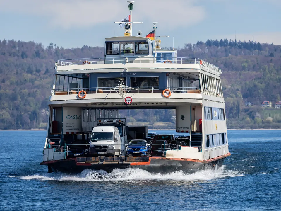 The car ferry crossing to Meersburg