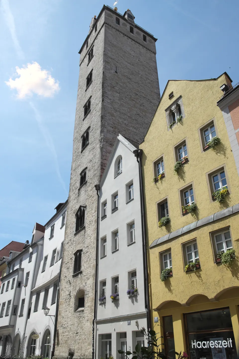 The patrician tower-houses of the old town