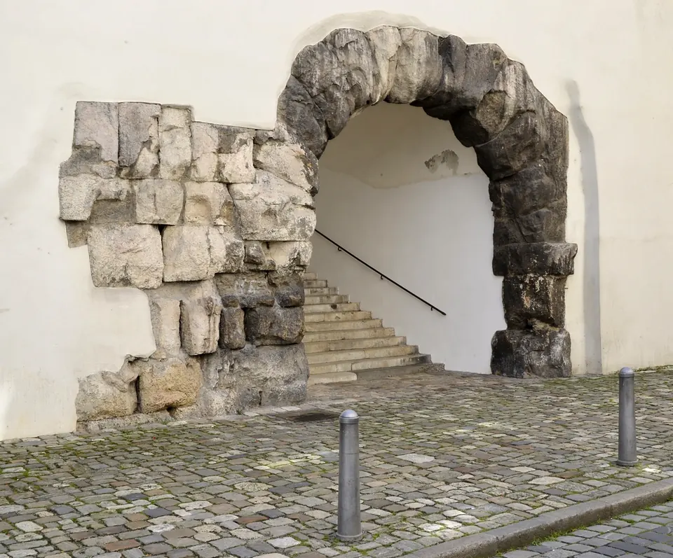 The Porta Praetoria, gate of the fortress of 179 AD