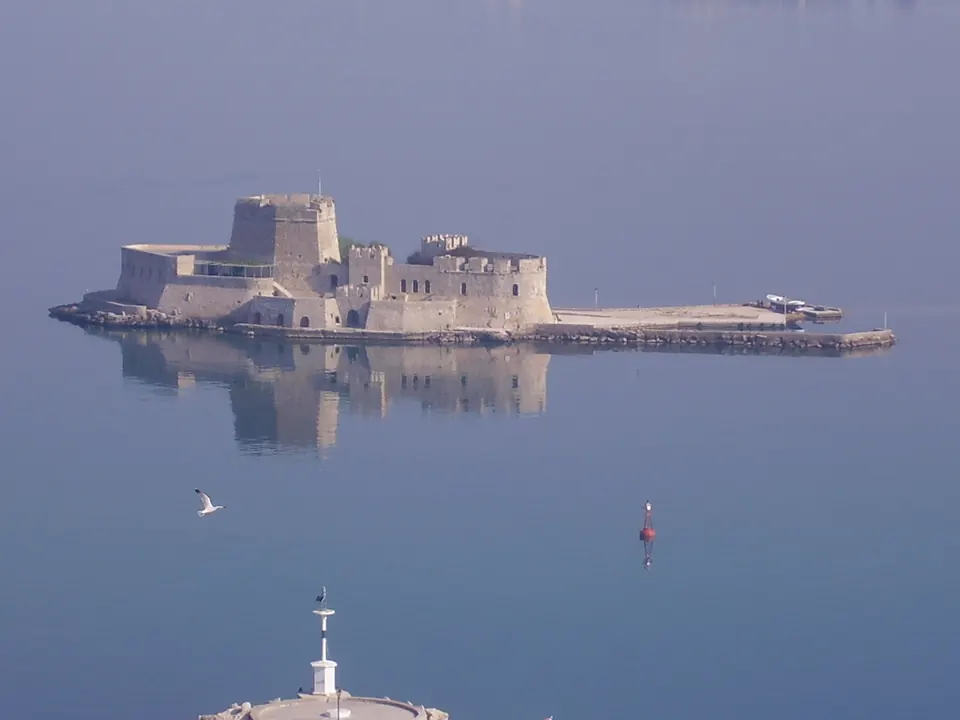 The sea-castle on its islet in the middle of the water