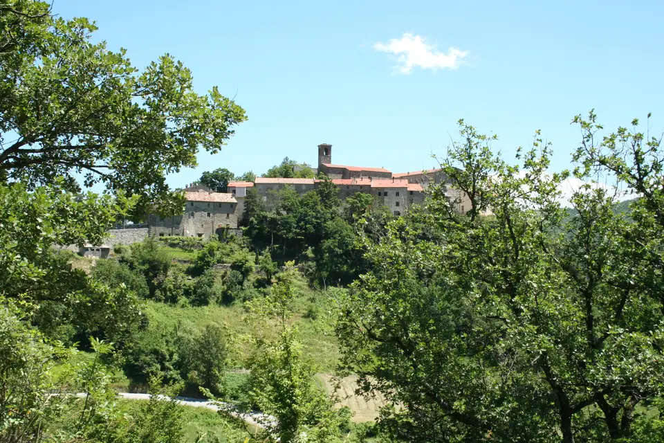 Casteldelci in its green sea