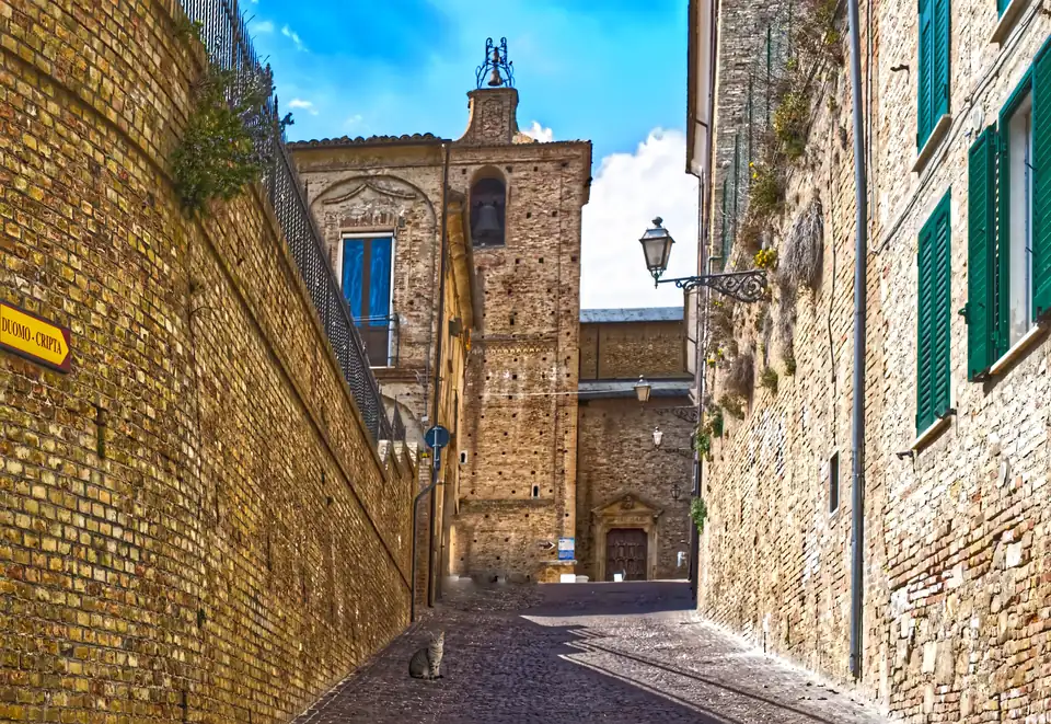 A brick lane in Penne