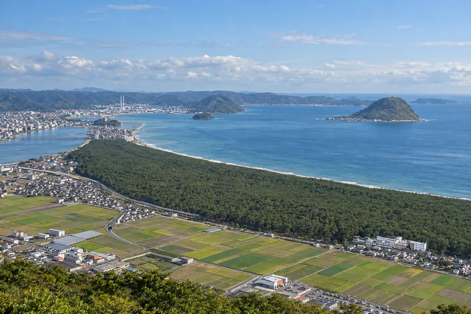 Niji-no-Matsubara from the Kagamiyama lookout