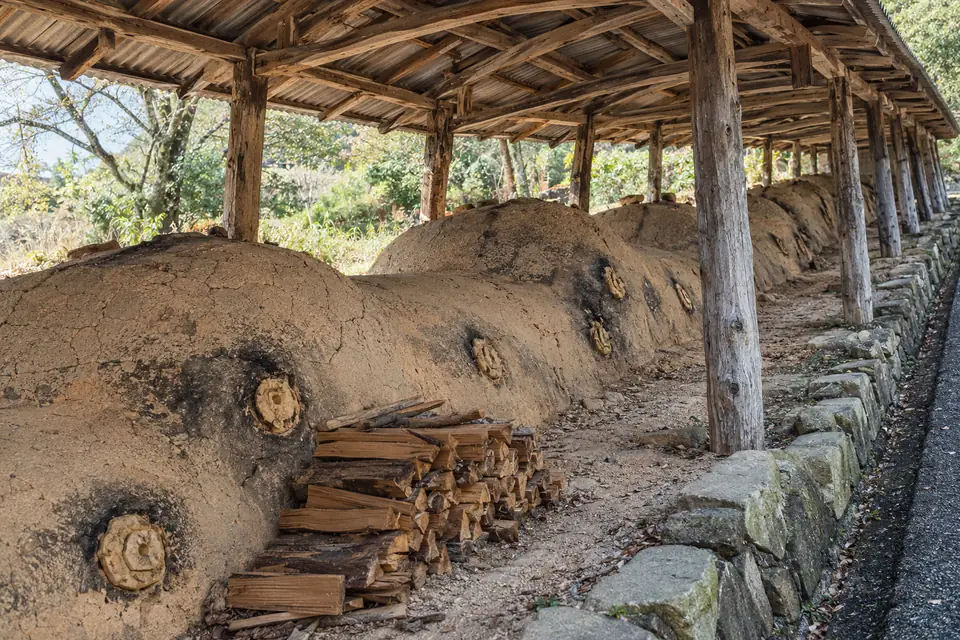 A climbing kiln on the hillside at Tachikui