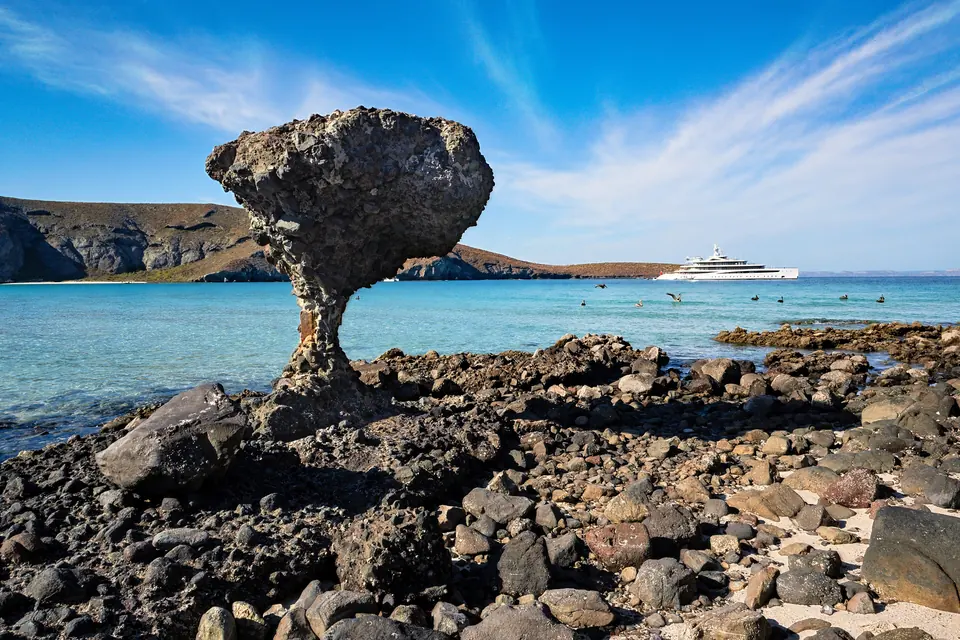 The mushroom rock at Playa Balandra
