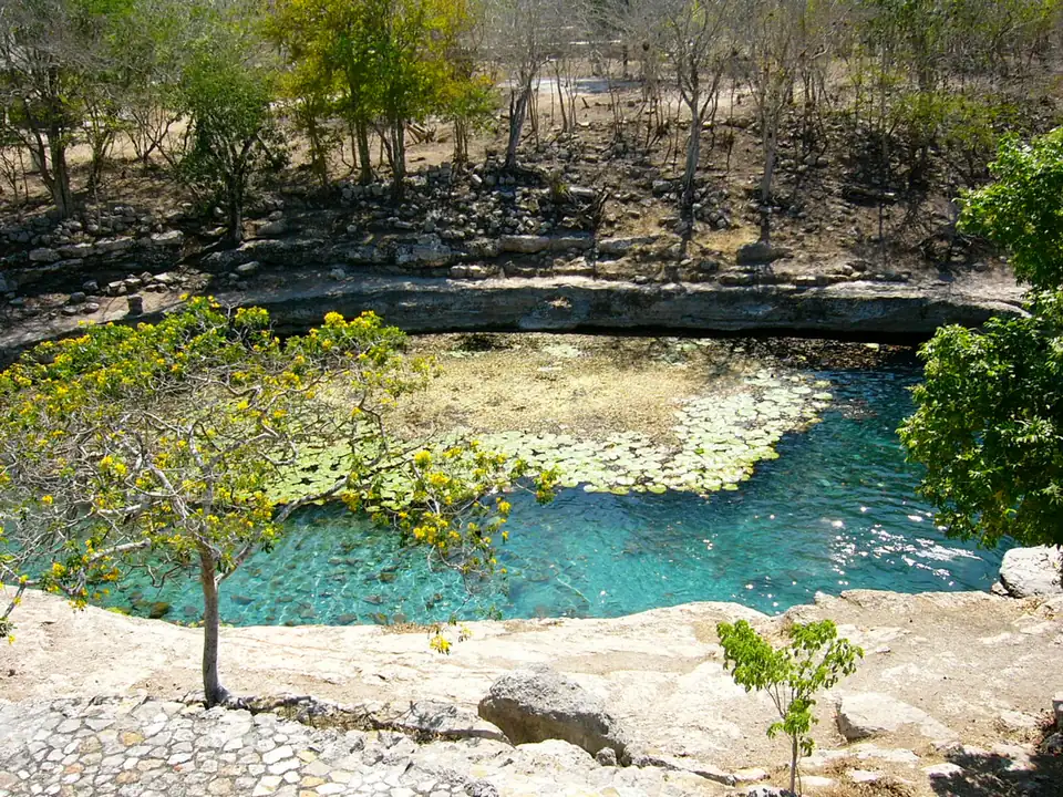 Cenote Xlacah at Dzibilchaltún