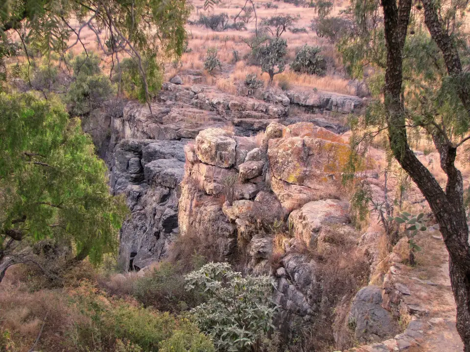 The canyon at El Charco del Ingenio