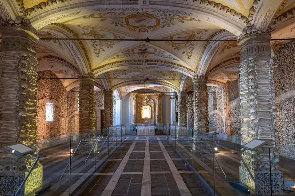 The Capela dos Ossos, bone-lined walls and pillars