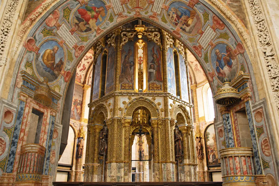 The round Templar church interior