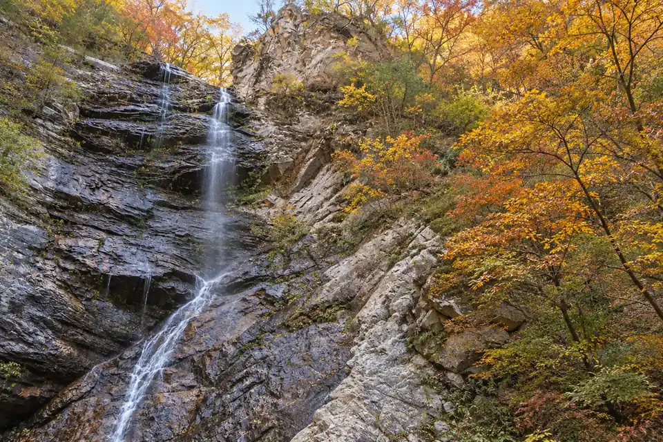 Gugok falls in autumn color