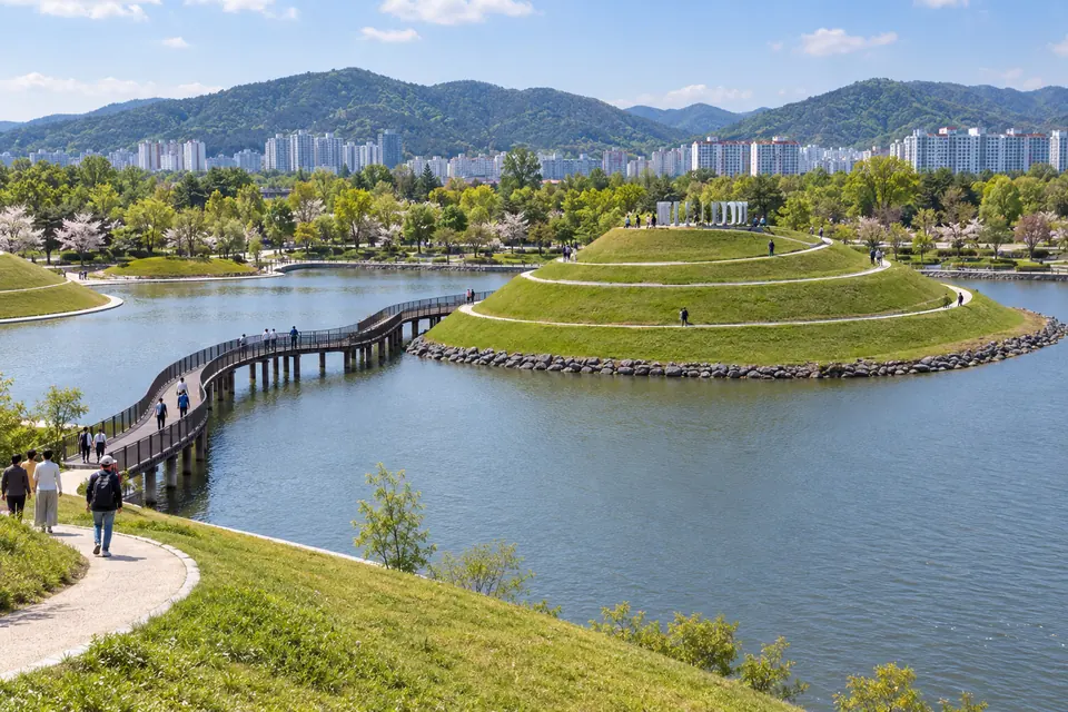 Suncheon Bay National Garden in spring