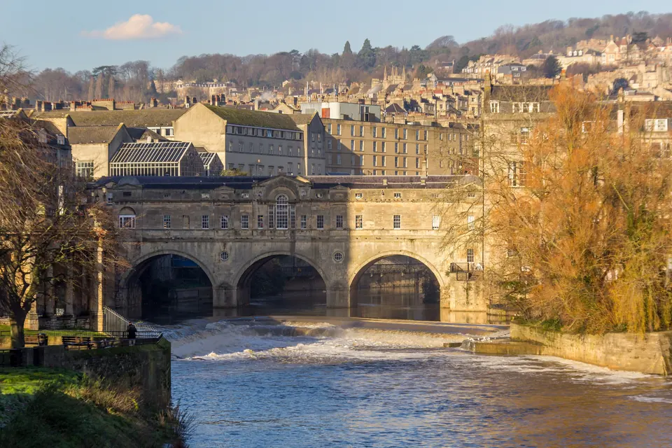 Pulteney Bridge and the horseshoe weir on the Avon